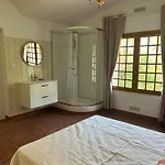 Les Mercieres La Maison Campagne Grands Espaces Oasis De Nature, Convivialité, Détente 5 Piscine Chauffée Wifi Piano Billard Casa vacanze Pexiora