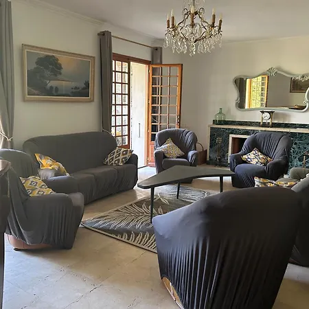 Feriehus Les Mercieres La Villa, Au Coeur De L'occitanie Et Du Pays Cathare, Laurag-aise, Grands Espaces, Oasis De Nature, Convivialite, Detente, 6 Piscine Chauffee, Terrain De Petanque, Wifi, Piano, Billard, Cheminee Pour L'h Pexiora