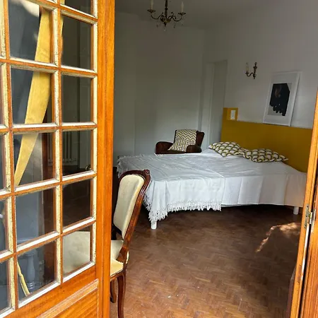 Prázdninový dům Les Mercieres La Villa, Au Coeur De L'occitanie Et Du Pays Cathare, Laurag-aise, Grands Espaces, Oasis De Nature, Convivialite, Detente, 6 Piscine Chauffee, Terrain De Petanque, Wifi, Piano, Billard, Cheminee Pour L'h *