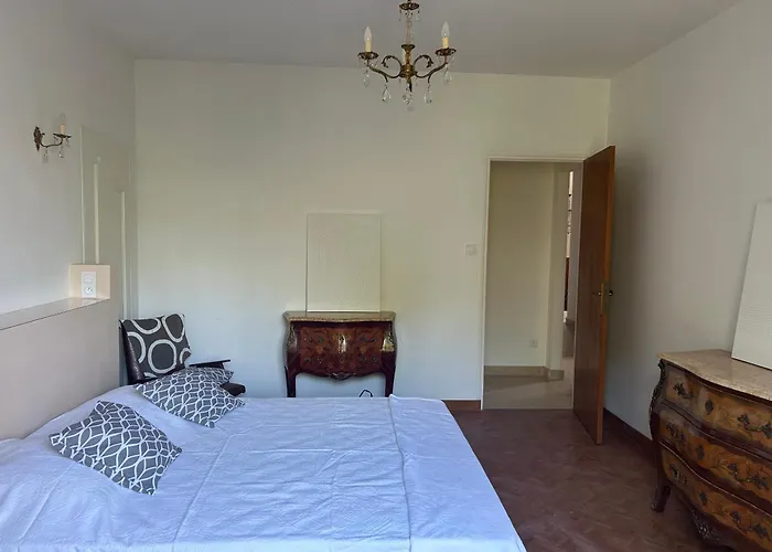Les Mercieres La Villa, Au Coeur De L'occitanie Et Du Pays Cathare, Laurag-aise, Grands Espaces, Oasis De Nature, Convivialite, Detente, 6 Piscine Chauffee, Terrain De Petanque, Wifi, Piano, Billard, Cheminee Pour L'h *