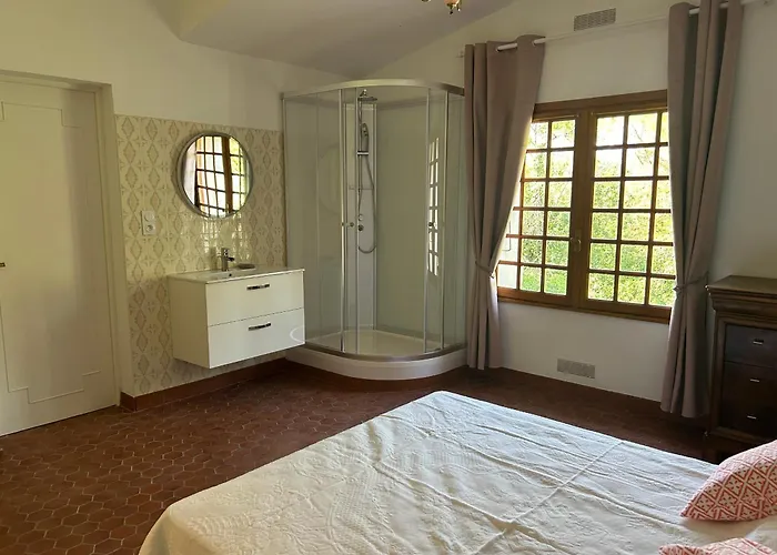 Les Mercieres La Villa, Au Coeur De L'occitanie Et Du Pays Cathare, Laurag-aise, Grands Espaces, Oasis De Nature, Convivialite, Detente, 6 Piscine Chauffee, Terrain De Petanque, Wifi, Piano, Billard, Cheminee Pour L'h Дом отдыха Pexiora