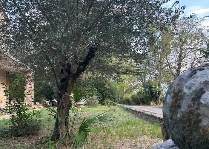 Les Mercieres La Villa, Au Coeur De L'occitanie Et Du Pays Cathare, Laurag-aise, Grands Espaces, Oasis De Nature, Convivialite, Detente, 6 Piscine Chauffee, Terrain De Petanque, Wifi, Piano, Billard, Cheminee Pour L'h Дом отдыха *
